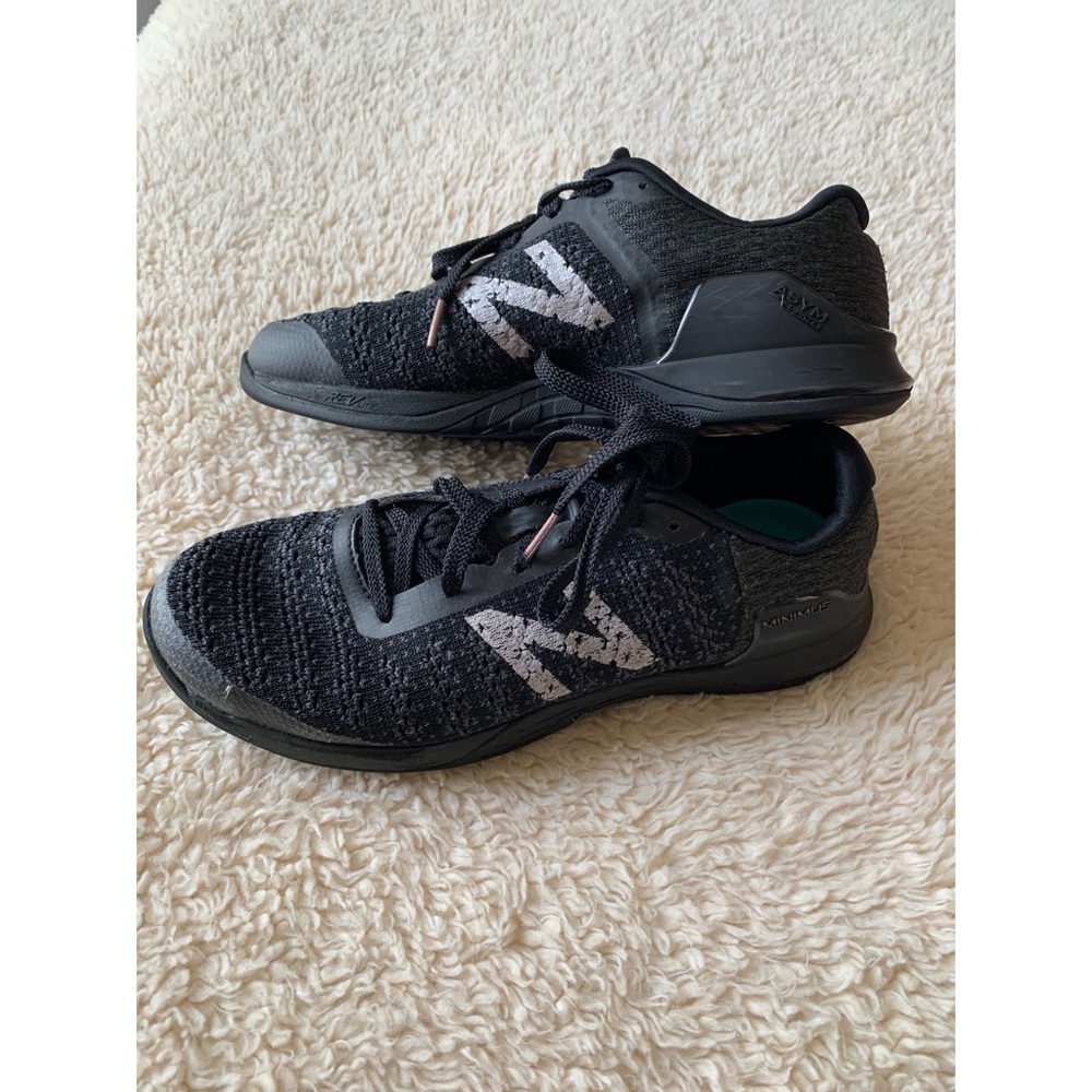 New Balance Minimus Prevail, size 9.5 Wide
